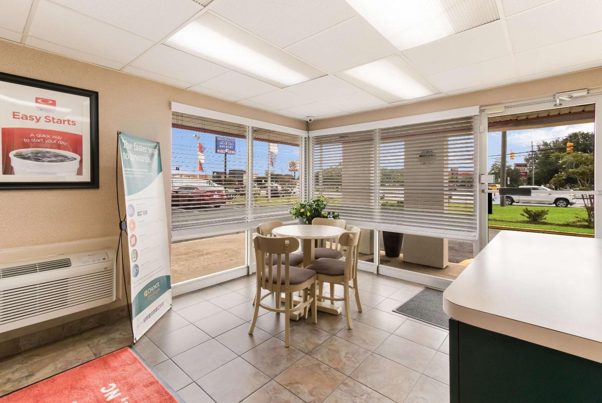Econo Lodge North Washington Extérieur photo